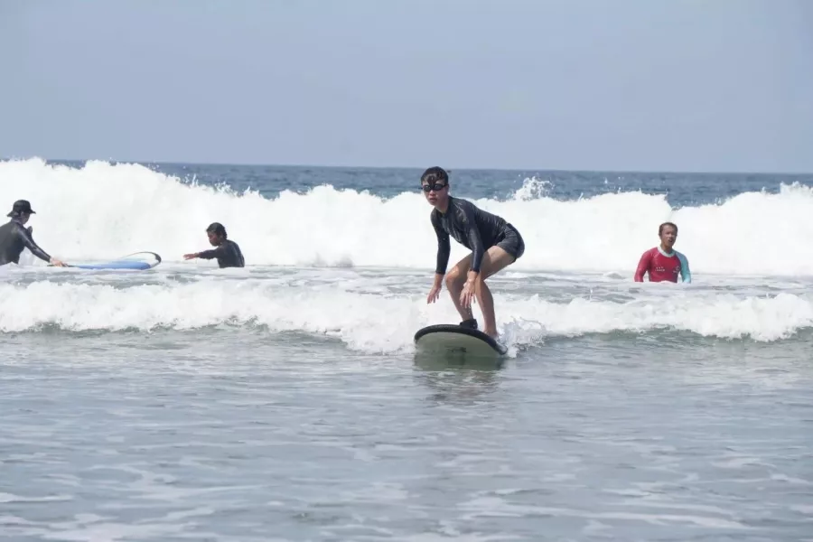 Школа Сёрфинга Tio Surf в Бали: Сёрфинг, Тренер, Волны, Тренировки, Surfing, Waves, Trainings , Coach,
