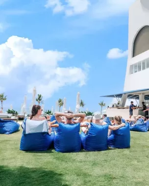 Пляжный Клуб «Café Del Mar»