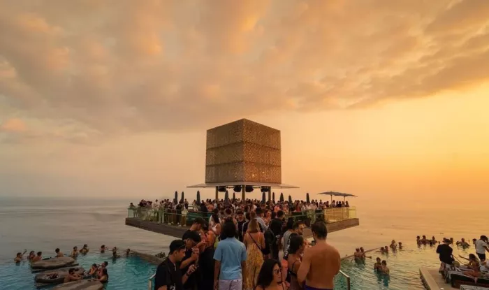 Пляжный Клуб «Savaya»