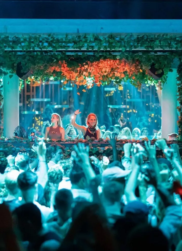 Пляжный Клуб «Savaya»