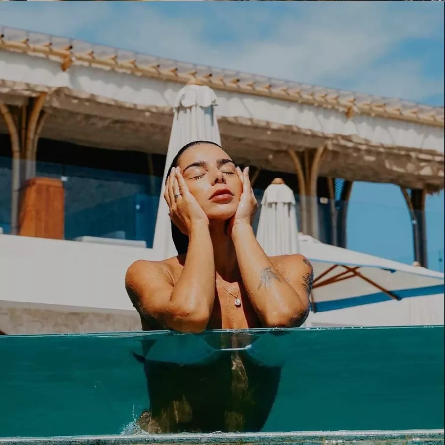 Пляжный Клуб Tropical Temptation в Бали: Бар, Бассейн, Коктейли , Bar, Restaurant , Cocktails , Swimming pool , Ресторан,