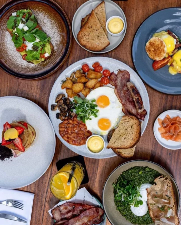 Пляжный Клуб KU DE TA в Бали: Бар, Бассейн, Ресторан, Коктейли, Cocktails , Swimming pool , Restaurant , Bar,