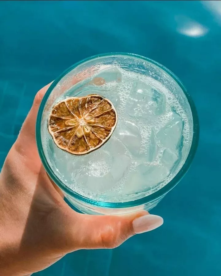 Пляжный Клуб Ulu Cliffhouse в Бали: Бар, Бассейн, Ресторан, Коктейли, Bar, Restaurant , Cocktails , Swimming pool ,