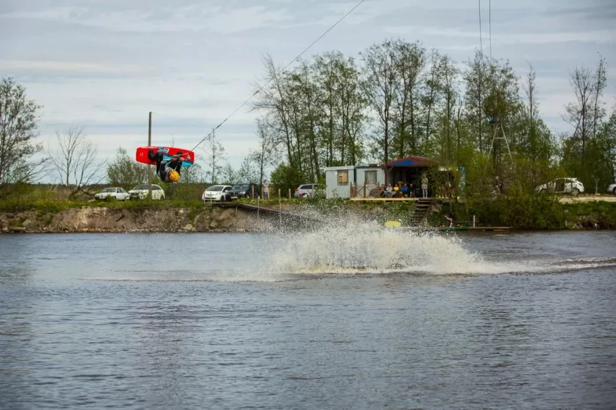 Вейк-парк Humanoid Wake Park & Boat в Санкт-Петербурге: Прокат, Легкий пар, Сауна, Вейкборд, Катер, Парусник, Акутивный Отдых, Вейк, Вейкпарк,