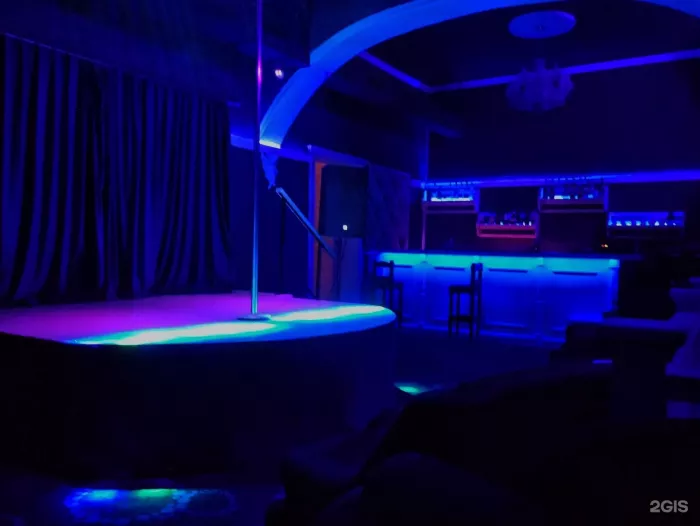 Ночной клуб "Плохой кролик"