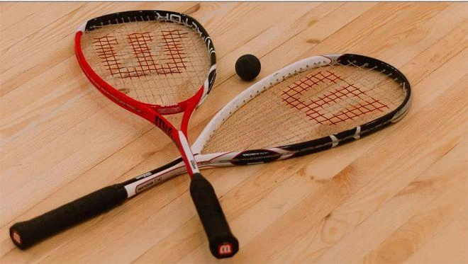 Сквош-клуб Squash One Club в Санкт-Петербурге: Физическое Развитие , Обучение Сквошу, Развитие Координации, Коллективная Игра, Тренировки , Кардиотреннинг,