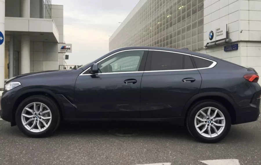 Аренда автомобилей на свадьбу в Сочи в Сочи: Автолюбителям, Прокат , Для влюбленных, Бизнес класс , Водитель , Аренда,
