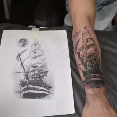 Тату салон "Maze Tattoo"