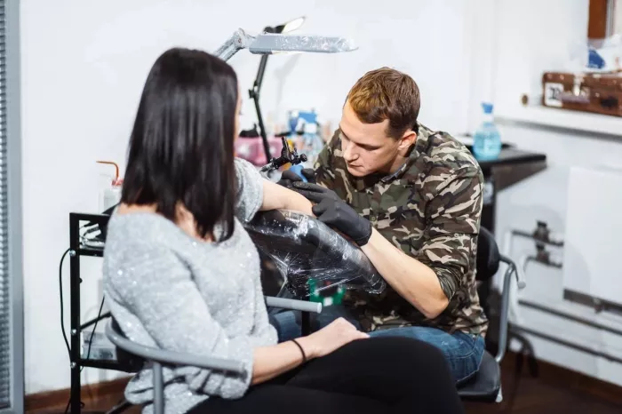 Тату салон Тату Мания  в  Москве