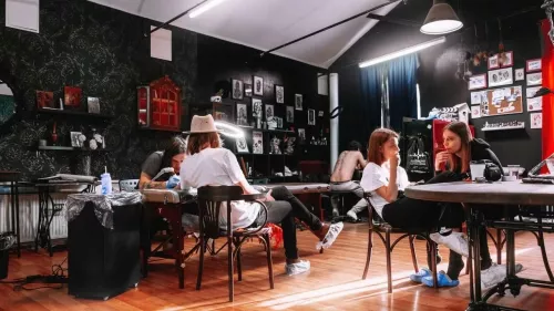 Тату салон Backstage Tattoo Studio  в  Санкт-Петербурге