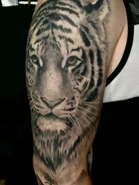 Тату салон "Backstage Tattoo Studio"
