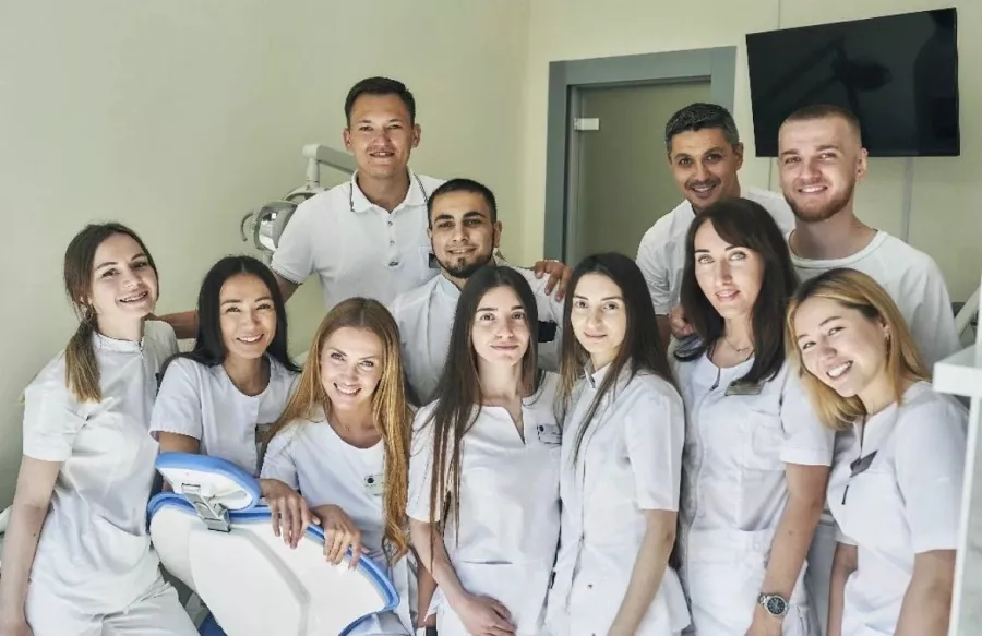 Стоматологическая клиника Пломба в Сочи: Имплантация, Лечение Зуба, Удаление Зуба, Детский Стоматолог, Стоматология, Лечение Десен, Лечение Кариеса, Бесплатная Консультация, Диагностика,