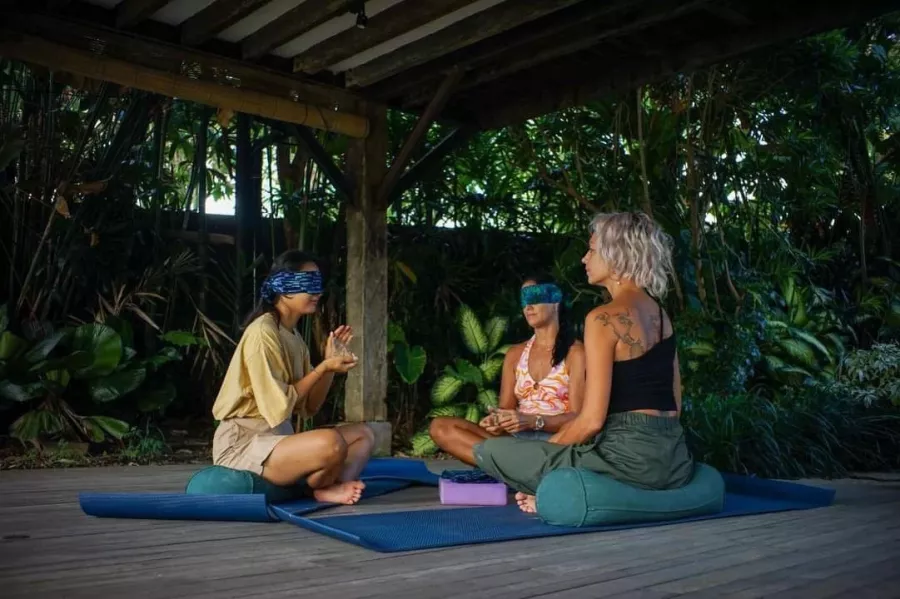 Студия Йоги Samadi в Бали: Йога, Yoga, Медитация , Stretching , Meditation , Растяжка, Веганская кухня, Vegan food,