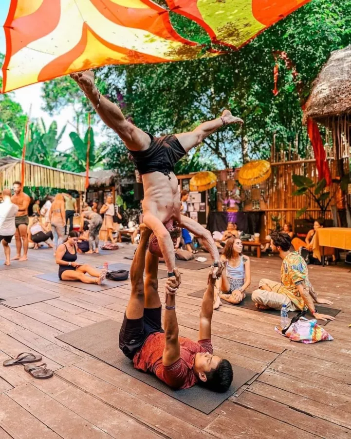Студия Йоги The Yoga Barn в Бали: Йога, Бар, Бассейн, Медитация, Yoga, Bar, Swimming pool, Meditation ,