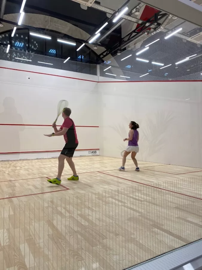 Сквош-клуб Central Squash в Москве: Сквош-корт, Коллективные Игры, Физическое Развитие, Тренировки, Консультация Тренера, Кардиотреннинг,