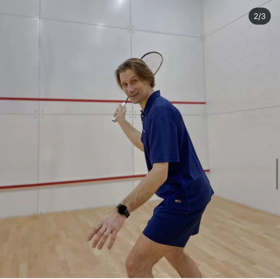 Cквош-клуб ARVY в Москве: Сквош, Йога, Игры,