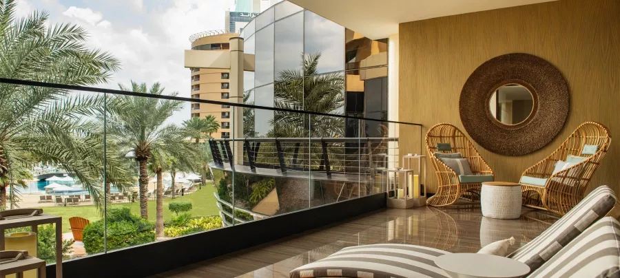 Оздоровительный комплекс Retreat Health Club & Spa в Дубаи: Оздоровительный комплекс, Массаж , Бассейн , Сауна, Легкий пар, Процедурные кабинеты, Чилл-бокс, Следить за здоровьем,