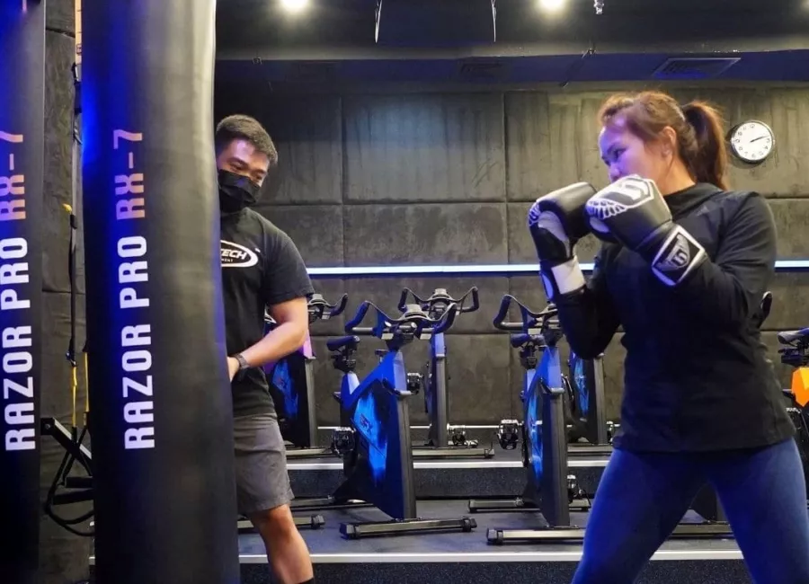 Тренажерный зал Group Fitness Experience в Дубаи: Индивидуальные тренировки, Велотренировка , Велотренажер , Аэробика , Фитнес , Тренажёрный зал , Спортивный зал , ОАЭ 🇦🇪 , Развиваться,