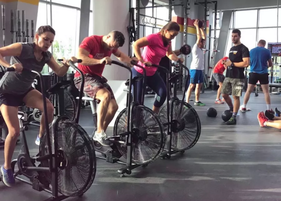 Фитнес Sands Fitness/CrossFit Oasis в Дубаи: Тренажерный зал, Спортивный комплекс, Развиваться, Индивидуальные тренировки, Групповые тренировки, Фитнес , Следить за здоровьем,