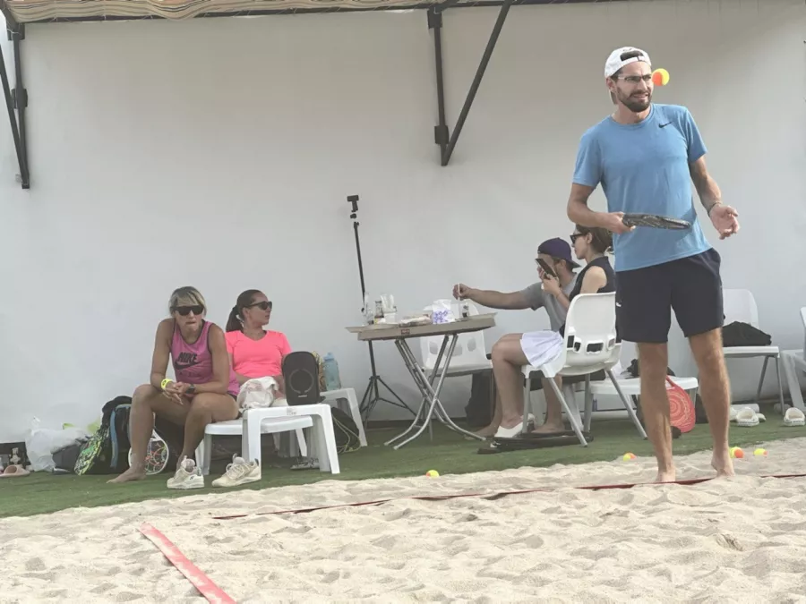 Теннисная площадка Beach Tennis Yerevan в Ереване: Пляжный Теннис, Активный Отдых, Коллективные Игры, Физическое Развитие, Турниры, Спортивные Площадки,