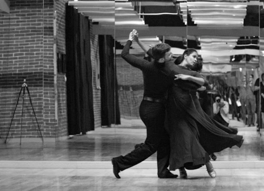 Школа танцев Heart of Dance в Дубаи: ОАЭ 🇦🇪 , Танцы, Школа танцев , Сальса, Танго, Чачача, Вальс, Развиваться,