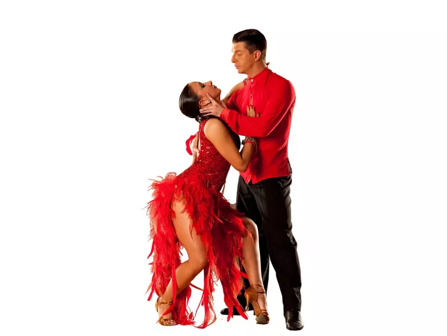 Танцевальная студия Dance For You в Дубаи: Развиваться, Танцы , Вальс, Бальные танцы, Танго, Чачача, Бачата,