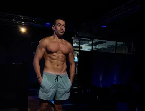 Фитнес «BARE»