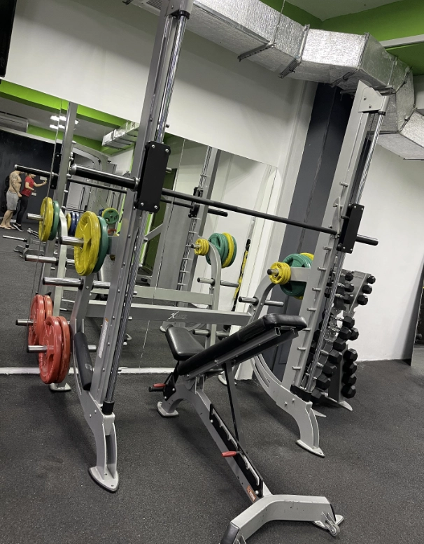 Фитнес-клуб UGYM в Сочи: Персональный тренер, Фитнес-бар, Сауна, Развиваться, Фитнес, Тренажёрный зал, Боевые искусства,