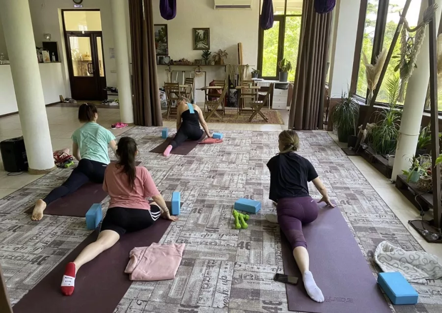 Фитнес-клуб Mama fitness в Сочи: Аэробика, Зумба, Отдельный женский зал, Развиваться, Фитнес, Йога, Пилатес, Стретчинг, Персональный тренер,
