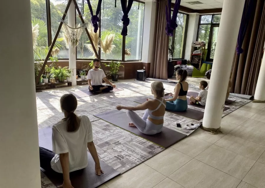 Фитнес-клуб Mama fitness в Сочи: Аэробика, Зумба, Отдельный женский зал, Развиваться, Фитнес, Йога, Пилатес, Стретчинг, Персональный тренер,