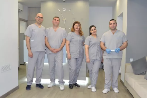 Стоматологическая клиника "Yerevan Dental Clinic"