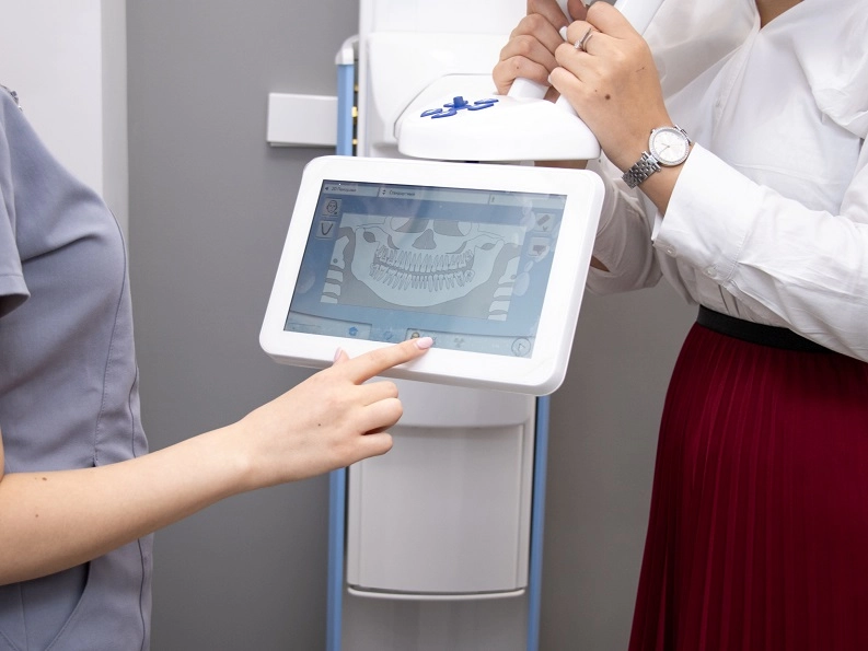Стоматологическая клиника Yerevan Dental Clinic в Ереване: Стоматологическая Диагностика, Пародонтология, Эстетика, Отбеливание Зубов, Имплантация, Терапия,