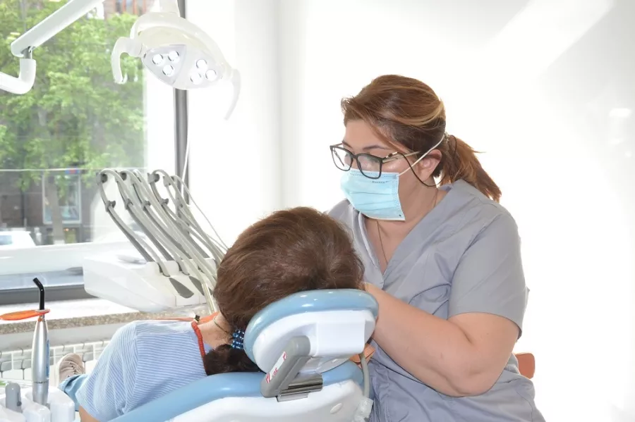 Стоматологическая клиника Yerevan Dental Clinic в Ереване: Стоматологическая Диагностика, Пародонтология, Эстетика, Отбеливание Зубов, Имплантация, Терапия,