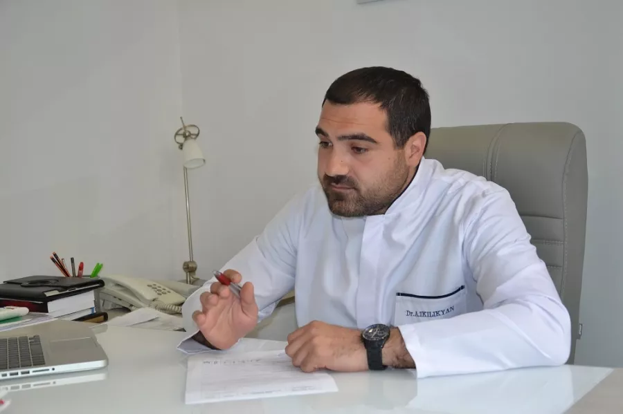 Стоматологическая клиника Yerevan Dental Clinic в Ереване: Стоматологическая Диагностика, Пародонтология, Эстетика, Отбеливание Зубов, Имплантация, Терапия,