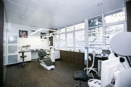 Стоматологическая клиника Кедр  в  Адлере