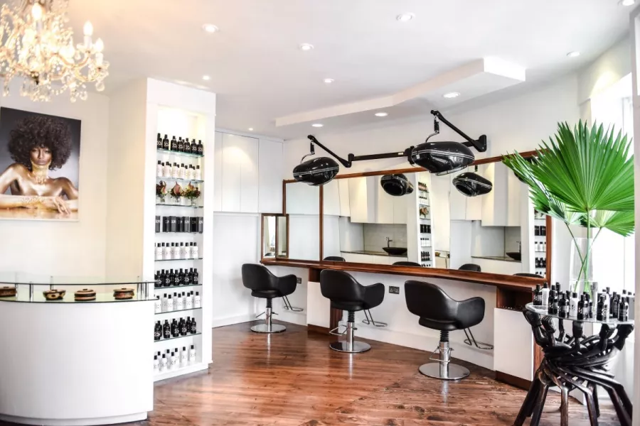 Салон красоты Wow в Дубаи: Я красивая, Волосы, Hair, Nails, Маникюр, Уход,