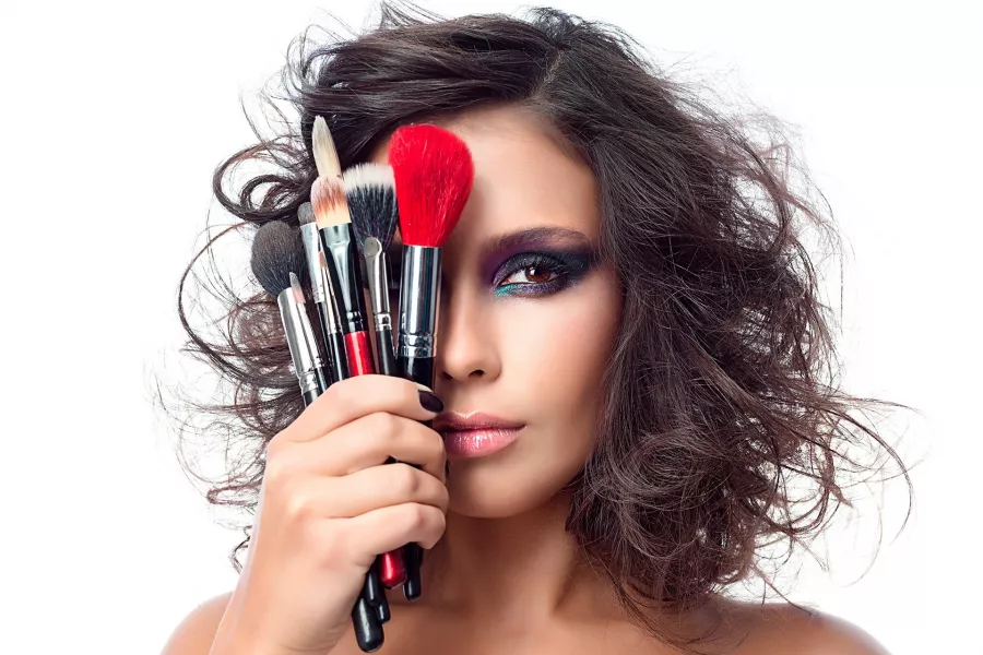 Салон красоты Wow Beauty Salon в Дубаи: Волосы, Я красивая, Hair, Маникюр, Nail, Brow, Макияж, Make up,