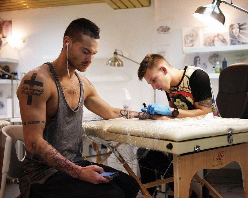 Тату салон Hennotannic Artistry в Дубаи: Тату, Тату-салон, Tattoo, Пирсинг, Piercing, Тату-мастер,
