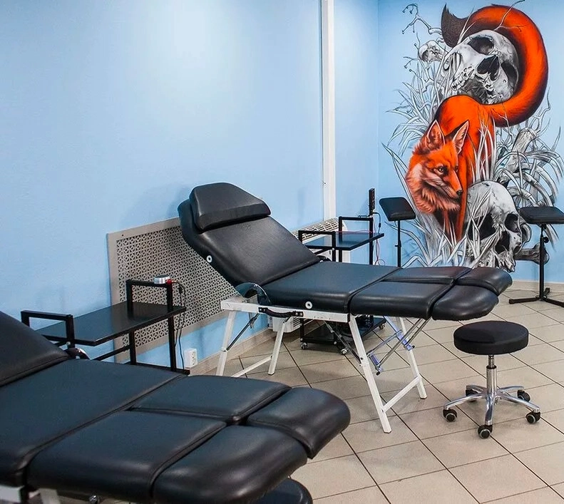 Тату салон Henna by Saman в Дубаи: Красота, Тату, Пирсинг,