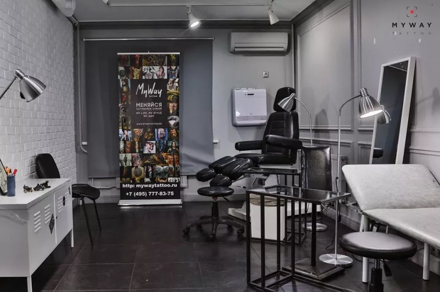 Тату салон Henna by Saman в Дубаи: Красота, Тату, Пирсинг,