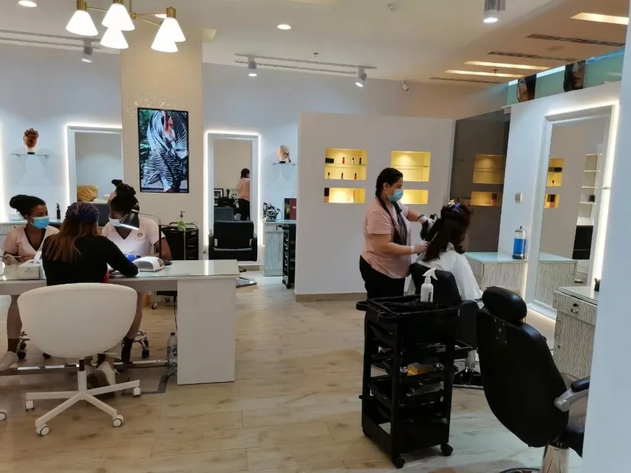 Салон красоты Konjo Ladies Salon в Дубаи: Волосы, Я красивая, Hair, Маникюр, Nail, Стрижка, Макияж,