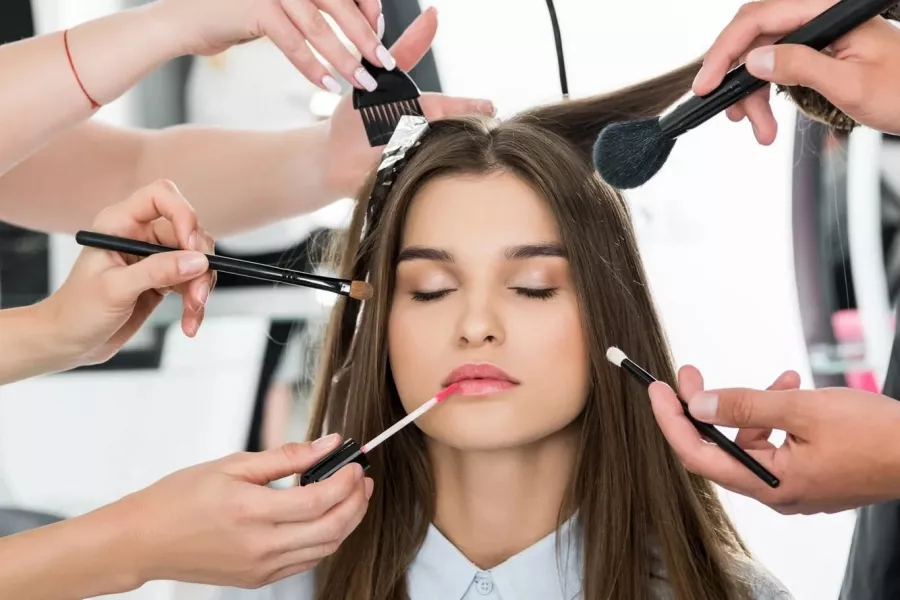 Салон красоты Noona Beauty Salon в Дубаи: Волосы, Я красивая, Hair, Маникюр, Eyebrows, Nail, Стрижка,