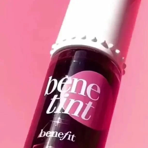 Салон красоты Benefit Cosmetics Brow Bar Lounge в Дубаи: Волосы, Я красивая, Hair, Брови, Eyebrows, Уход,