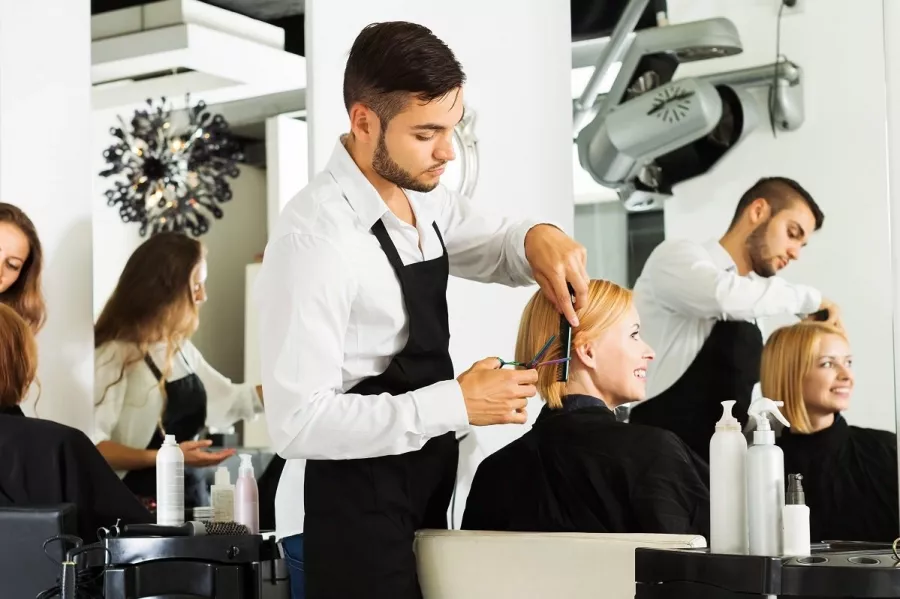 Салон красоты Colours Bar Ladies Salon в Дубаи: Волосы, Я красивая, Hair, Маникюр, Nail, Уход, Педикюр,