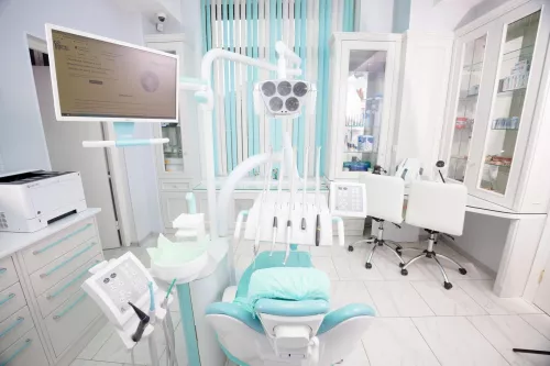 Стоматологическая клиника Dental Studio  в  Адлере