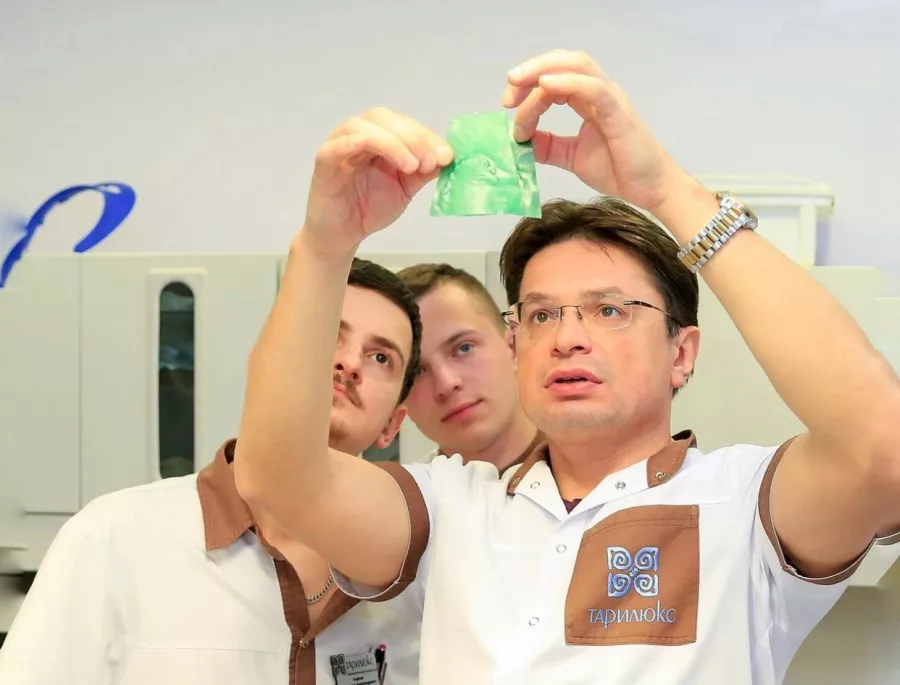 Стоматология BUDOVSKY dental clinic в Дубаи: Лечение Зуба, Доктор, Стоматолог, Зубы, Врач, Здоровье,