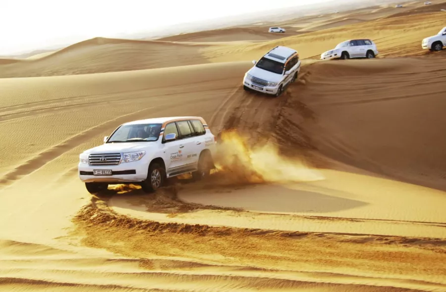 Сафари Desert Safari в Дубаи: Дюны, Пустыня, Автопутешествие , Барханы, Чилим, Всей семьей,