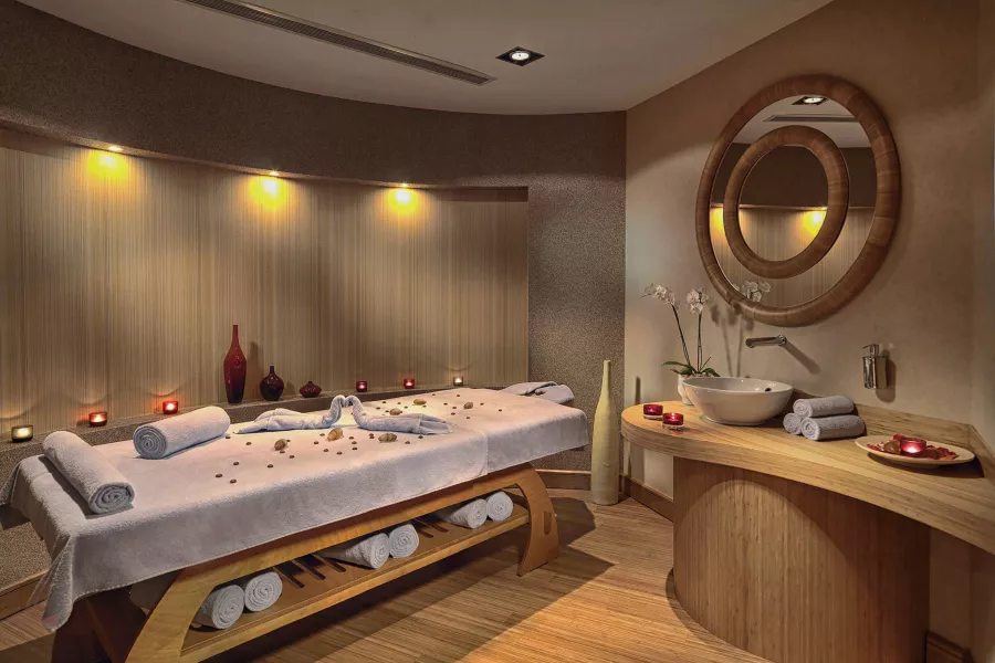 Салон красоты Companion Beauty Salon & SPA в Дубаи: Волосы, Я красивая, SPA, Тело, Nail, Уход,