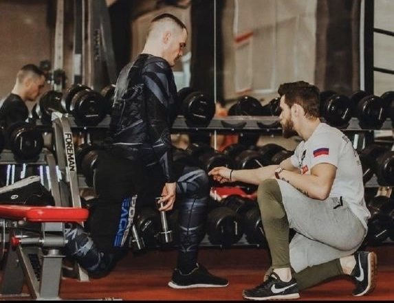 Спортивный клуб Александр Невский в Ставрополе: Спортивный клуб , Силовые тренировки , Кардио, Детские секции, Душ, Сауна, Фитнес бар, Тренировки , Тренажёрный зал ,