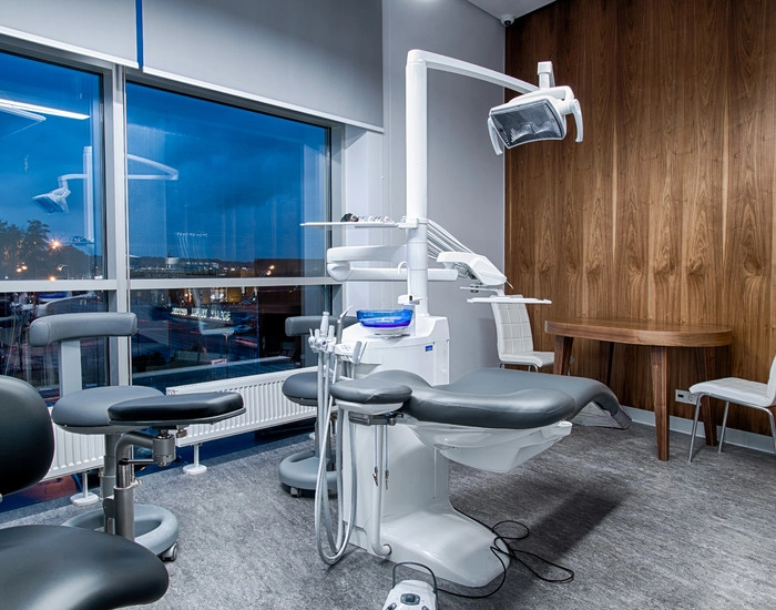 Стоматология Aesthete dental clinic в Дубаи: Лечение Зуба, Зубы, Врач, Стоматолог, Здоровье,